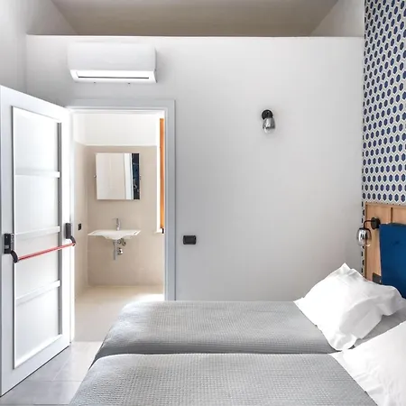 Margherita チェファル