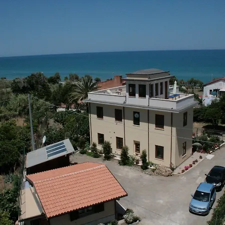 Margherita ベッド・アンド・ブレックファスト 4*